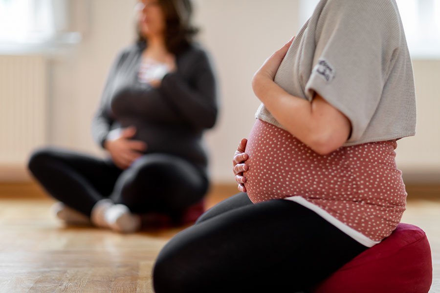 Yoga für Schwangere ab 16.5.23 18:30 Uhr 